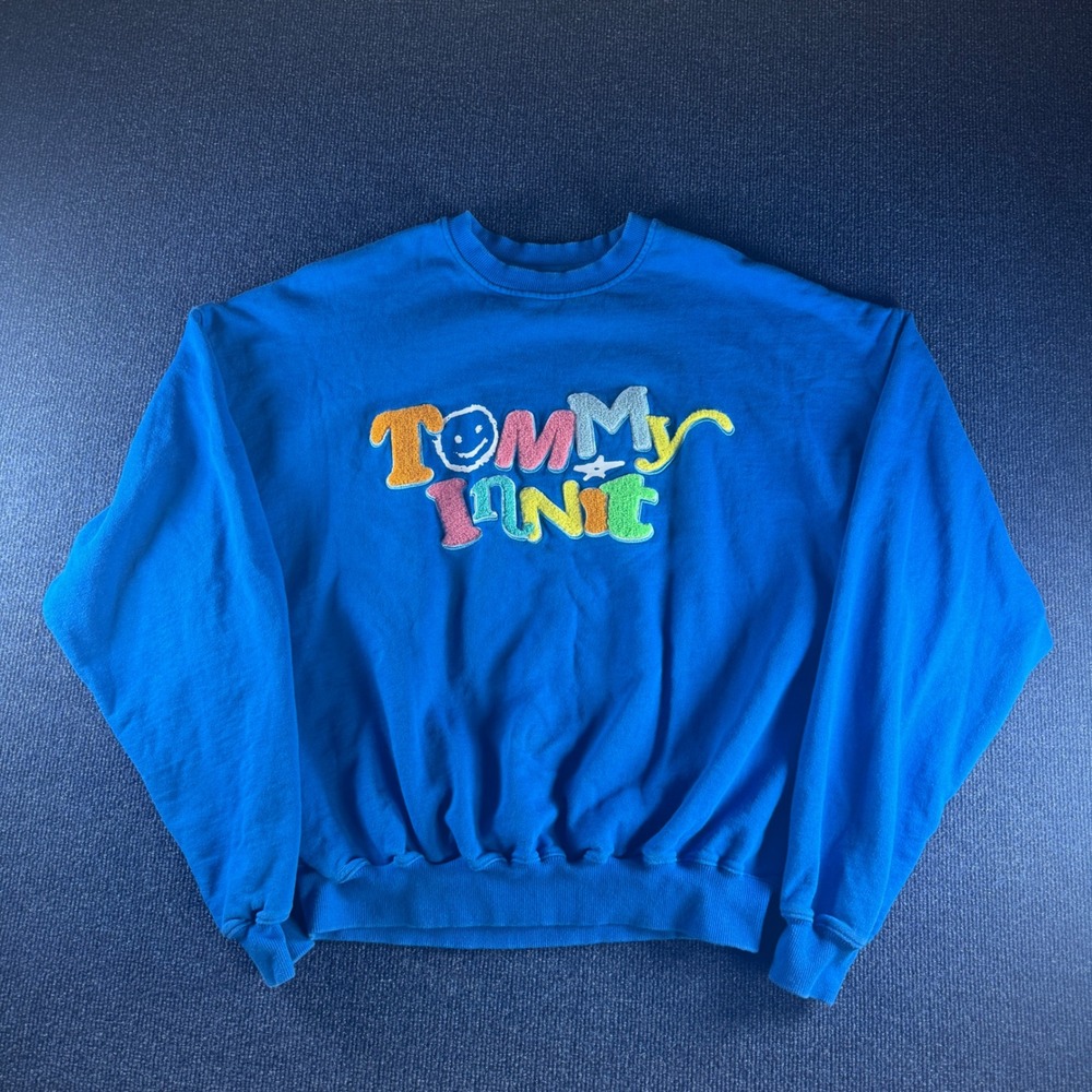 TommyInnit 21 Pogchamp Official Merch Blue Chenille Patch Crewneck Sweatshirt L